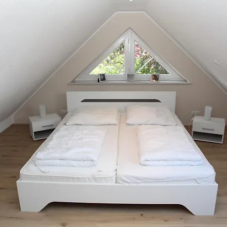 Ant Watertoorn شقة